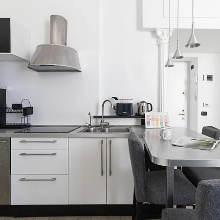 Apartment Italianway - Porta Ticinese 83 *